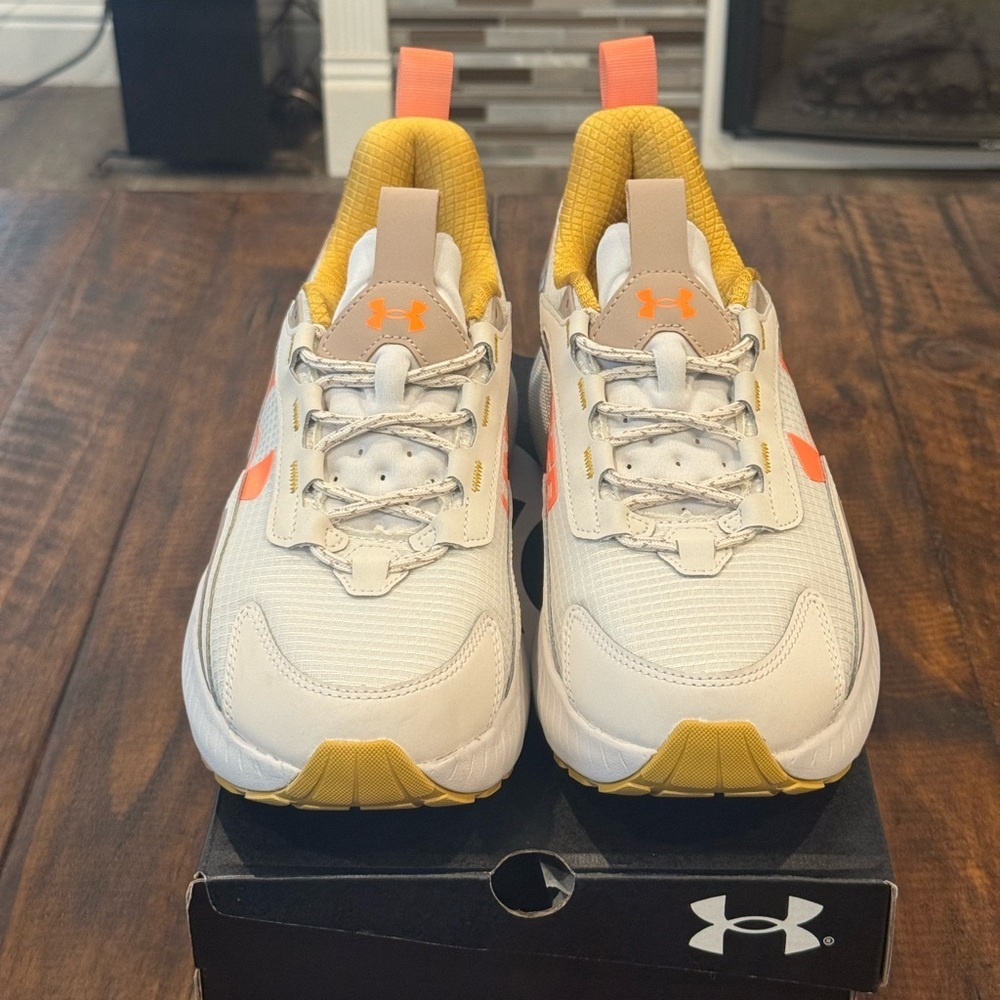 Under Armour HOVR Mega 2 Movement Unisex Sportstyle Shoe (NWOT) - Picture 2 of 11